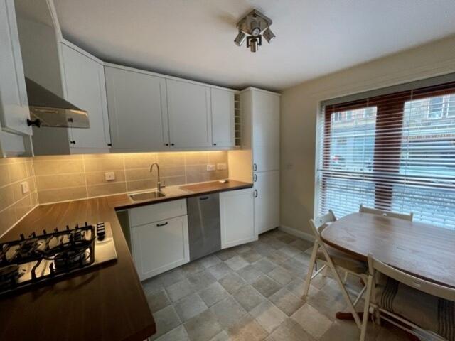 KitchenOnToWindow