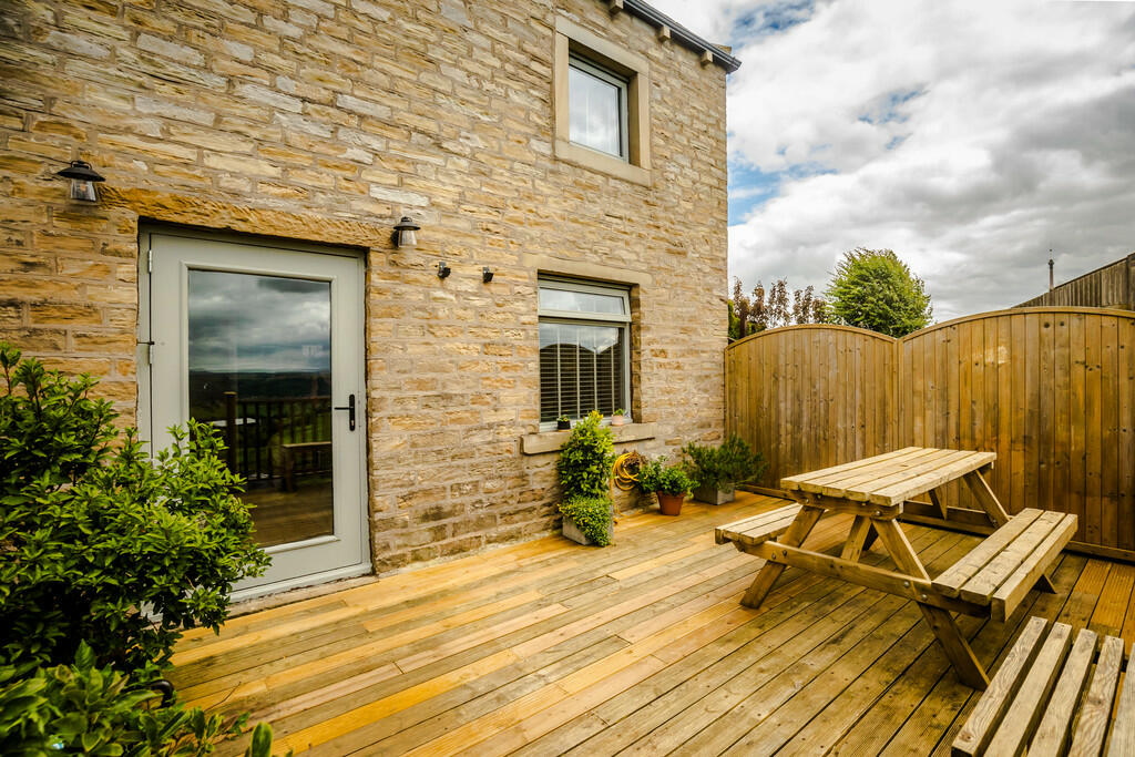 2TLHudds-270624-4...