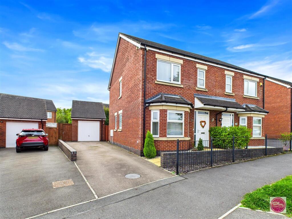 Drift Road, Castle Gresley (32).jpg