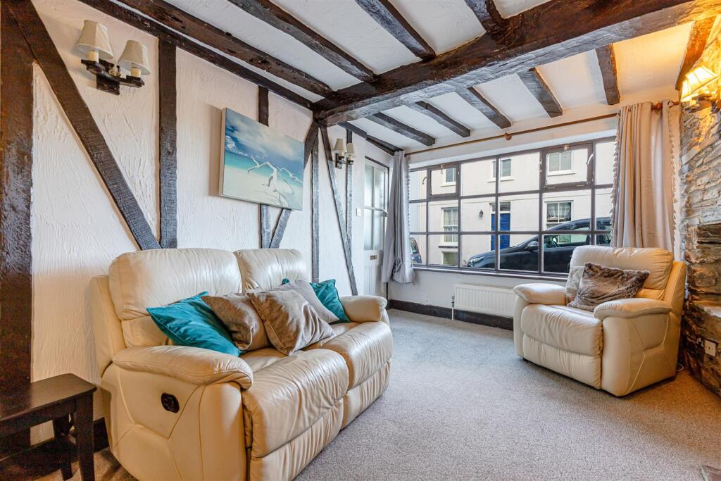 A08 - 27 Newcomen Road, Dartmouth - 251028.jpg
