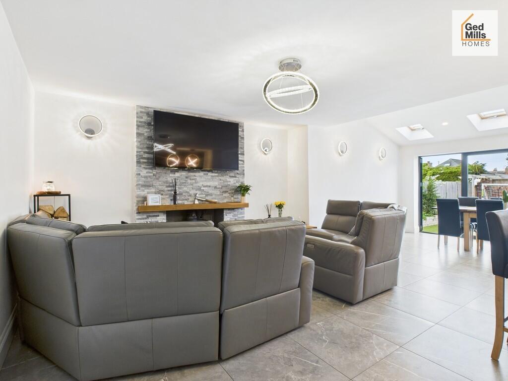 CAM04261G0-PR0041...