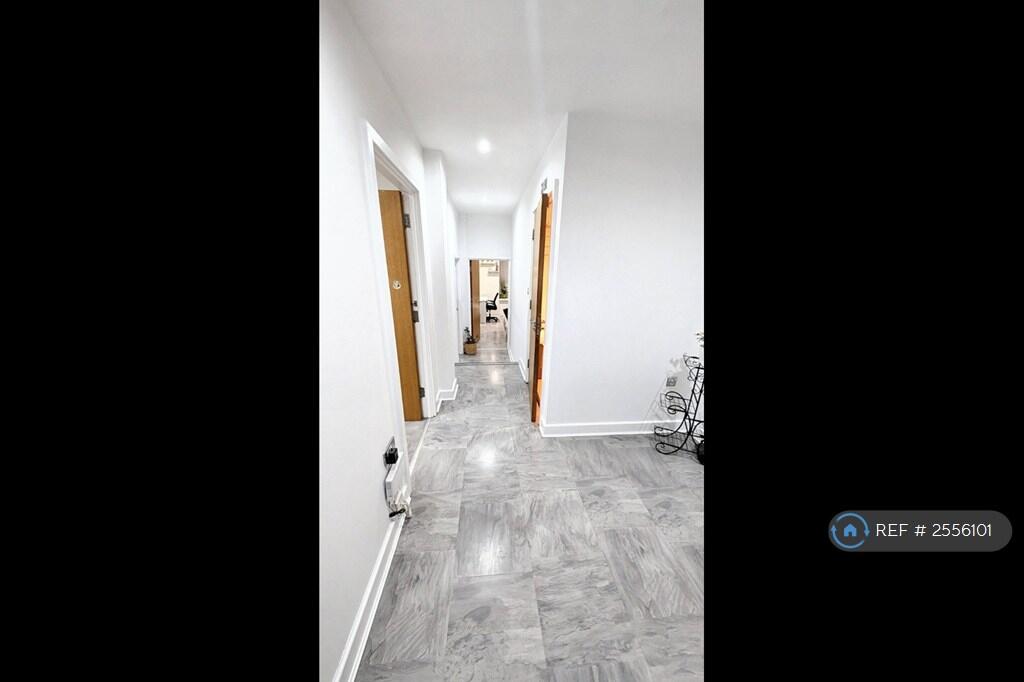 Spacious Entrance Lobby