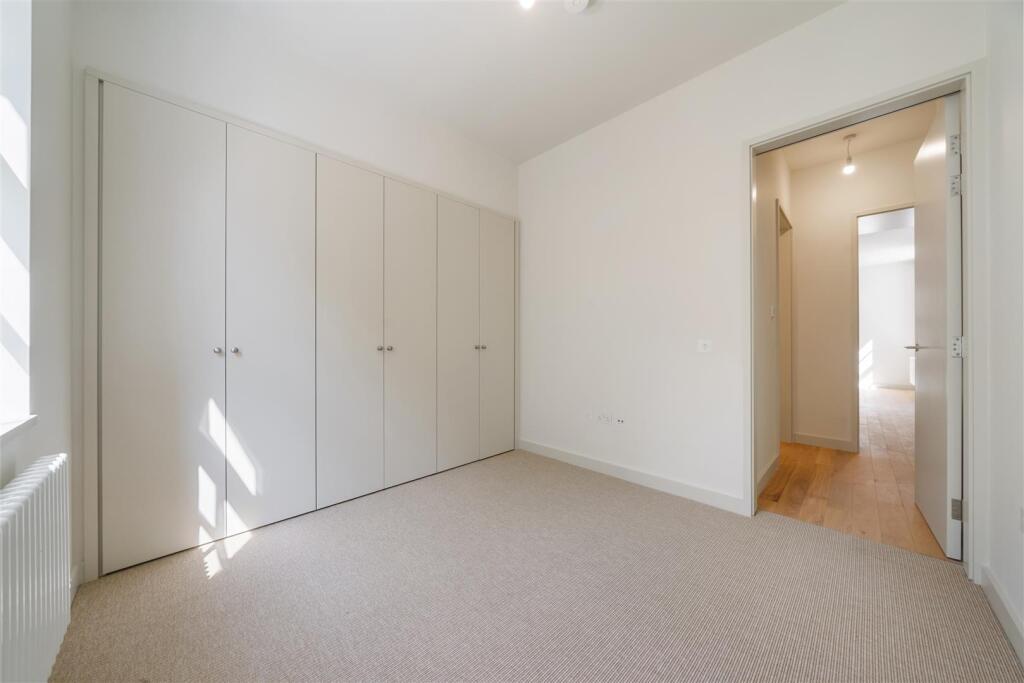 Flat E, 20 Newcourt Street NW8 7AA-No Watermark-2.