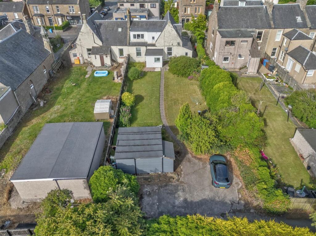 427 Strathmartine Road Dundee-4.JPG