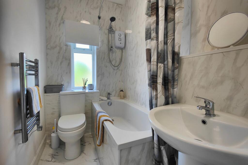 Modern Bathroom