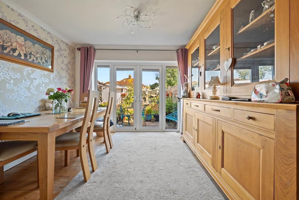 Dining Dorset Rd.jpg