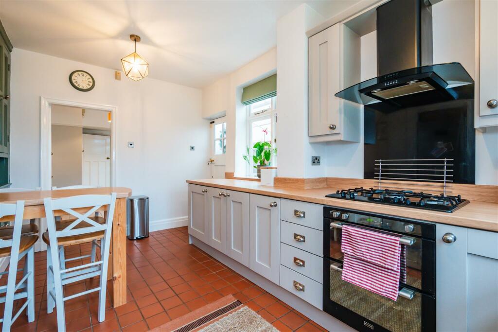 Breakfast Kitchen