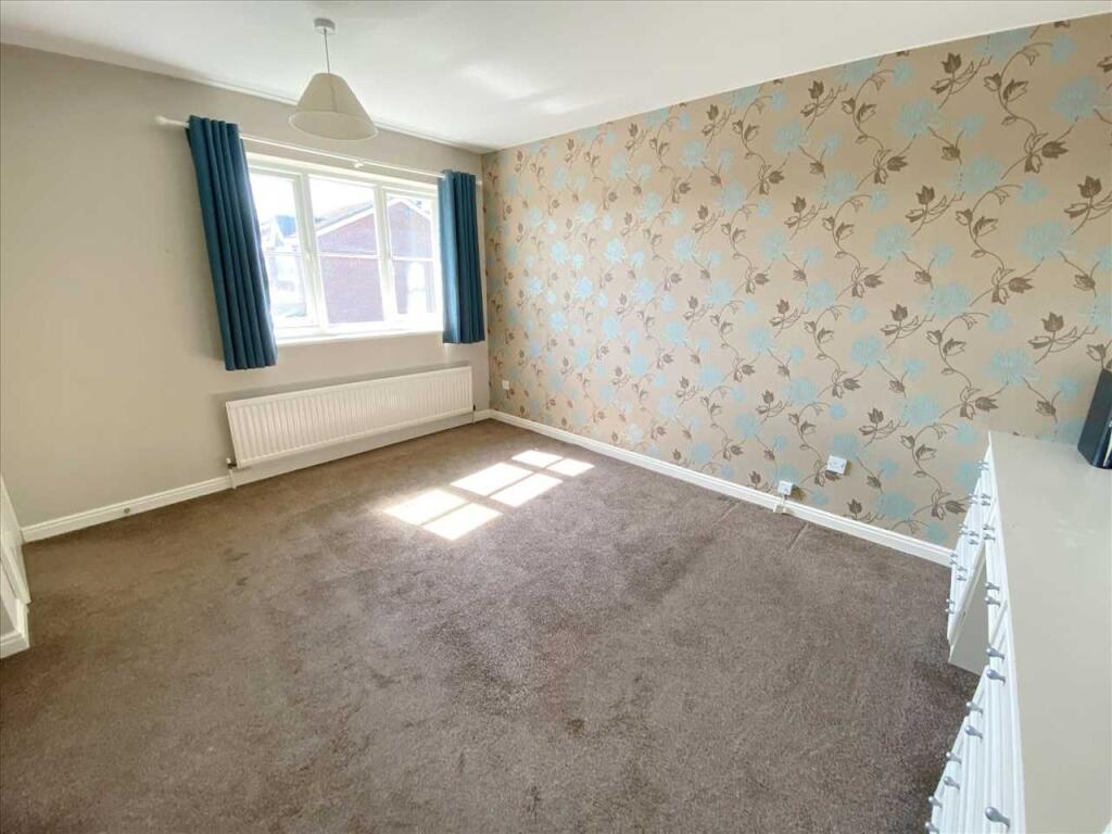 Bedroom 1: