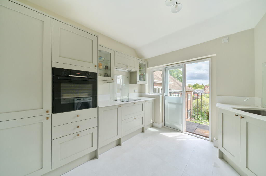 1306598-25-68482a...