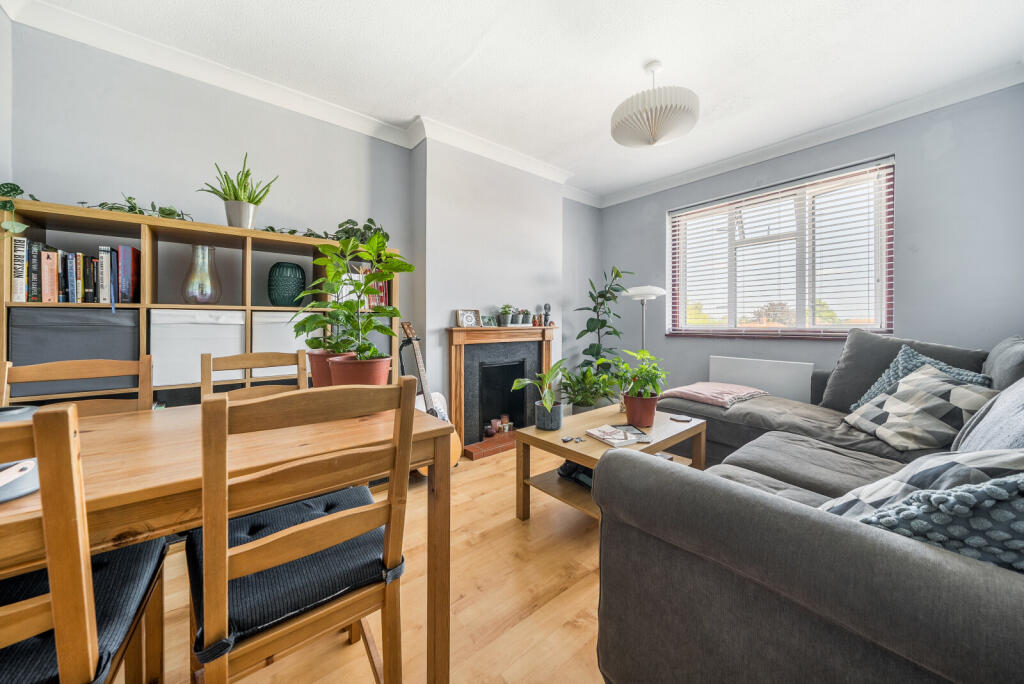 1317754-1-686d8aa...