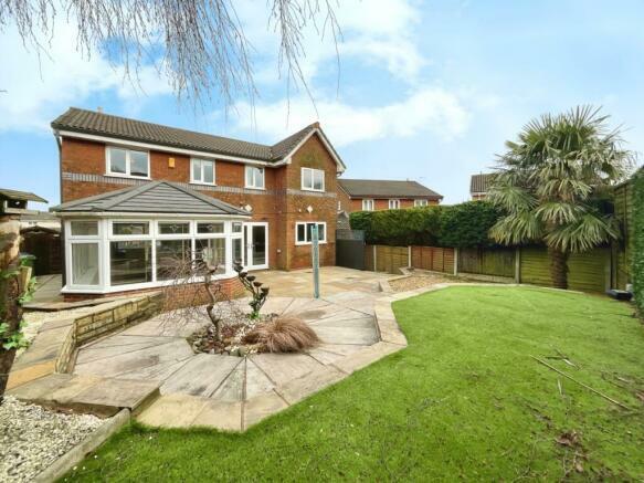 7 windermere ext.jpeg