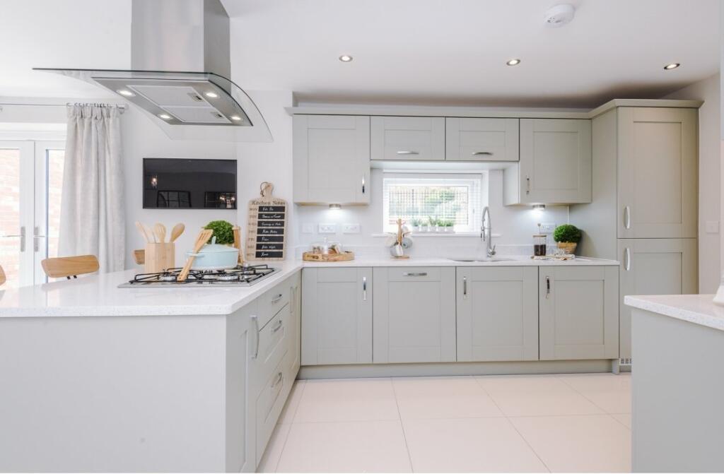 Kitchen - Southwold - Balmoral Gardens