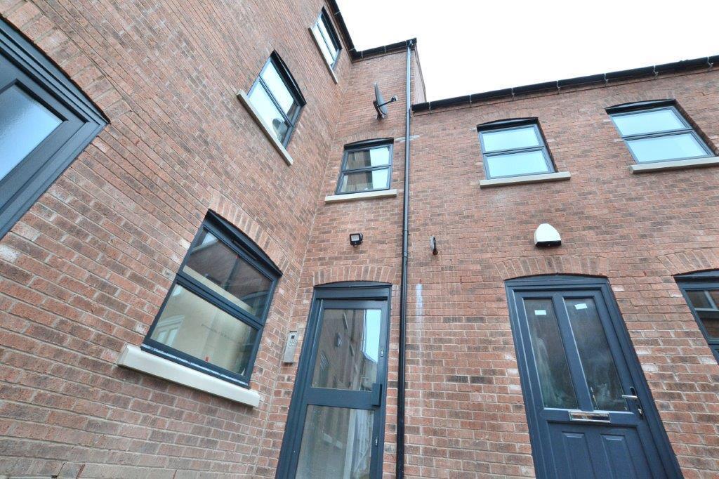 Albert Terrace corner external.jpg