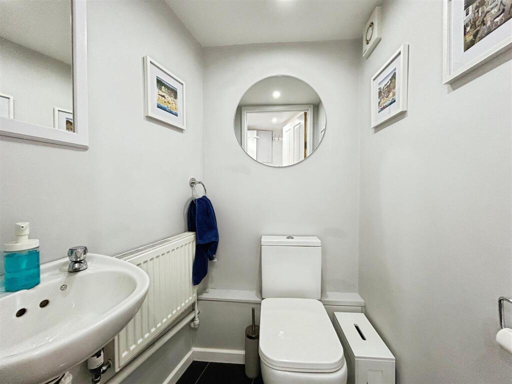 884ec908--4F86-9057-8B4310685380-18640-00000BA70BF