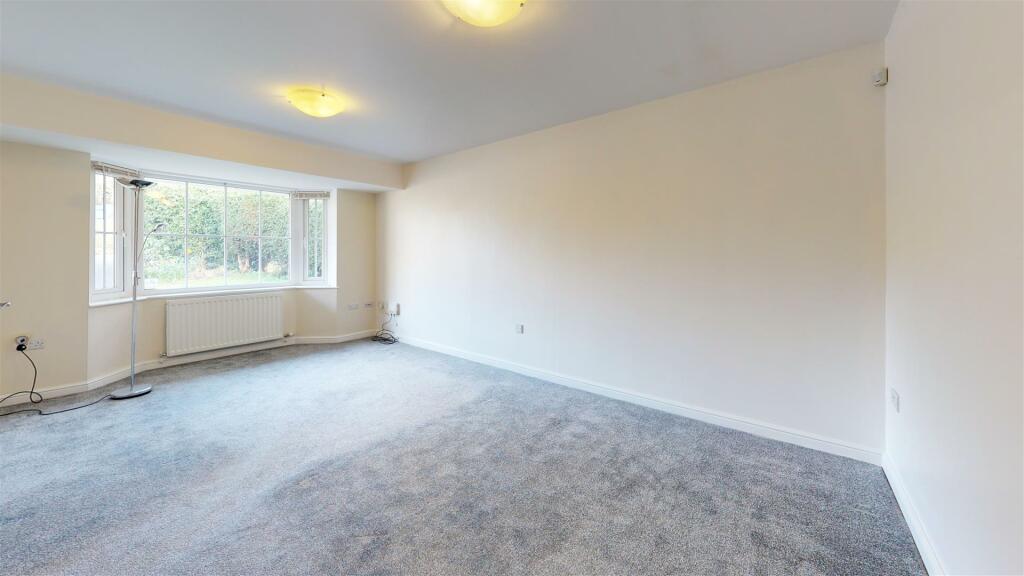 Sandholme-Drive-Bedroom.jpg