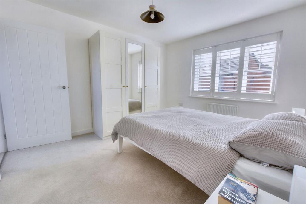 Bedroom 2_1.jpeg