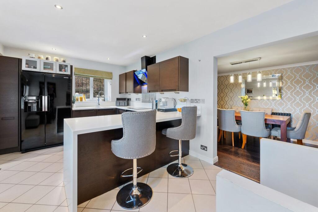 Kitchen / Breakfast Room