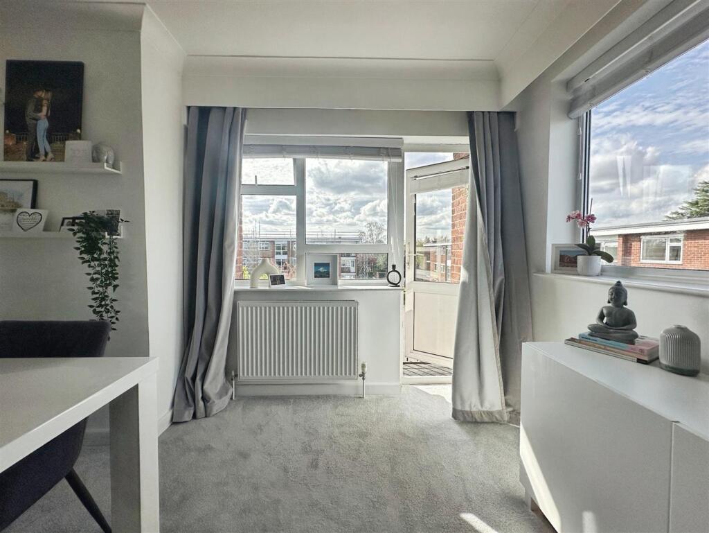 87b9a5fb--480E-99BE-A7658A8822A9-36958-00000CC4C9C