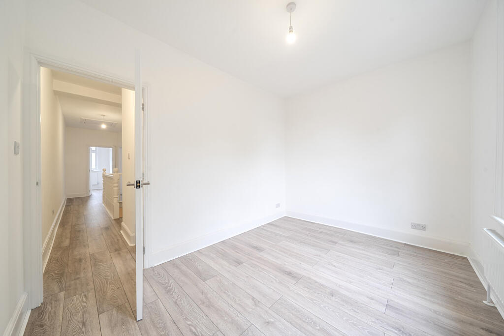 1327877-5-6888d8c...