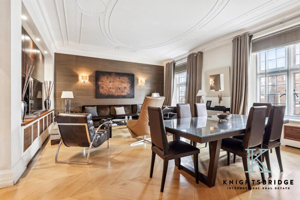 Wellesley House (5).