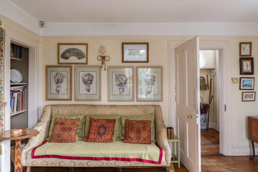 271810 - ChurchFarmHouse_Halstead_HighRes-31.jpg