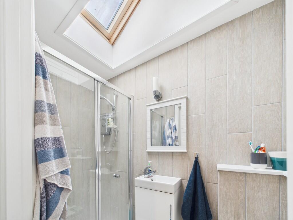 CAM02089G0-PR0559...