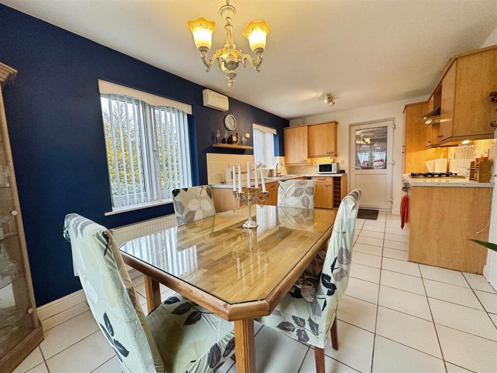 efff7227--470E-AD70-755D79DABA84-29618-0000290AFF9