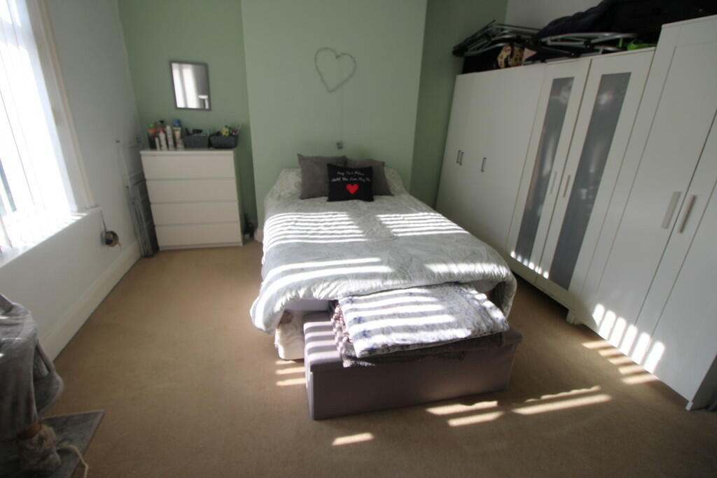 IMG_2027-DESKTOP-...