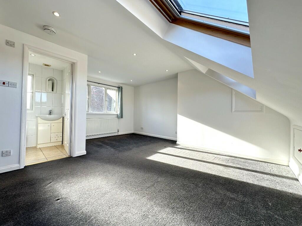 Master Bedroom 1