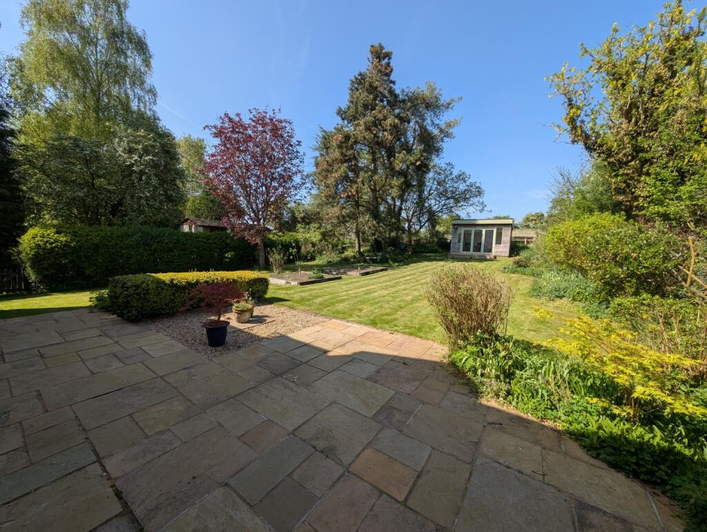 PXL_20250430_140003547