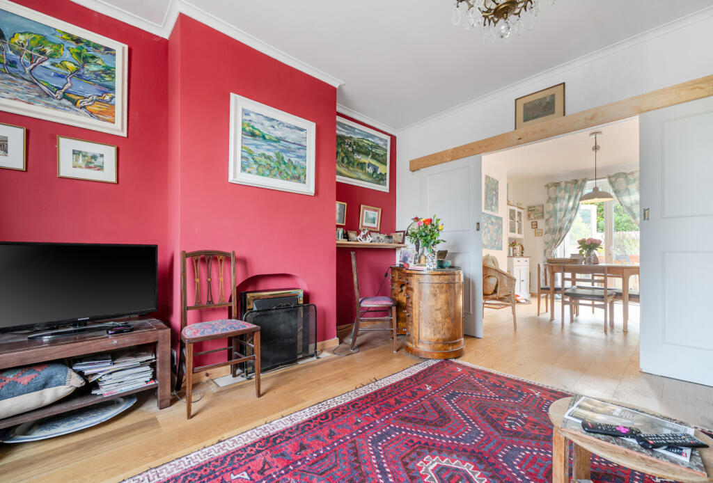 1341823-5-68a4450...