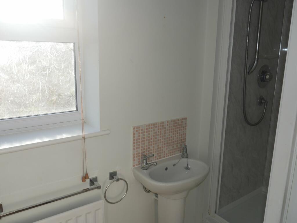 Ground Floor Shower