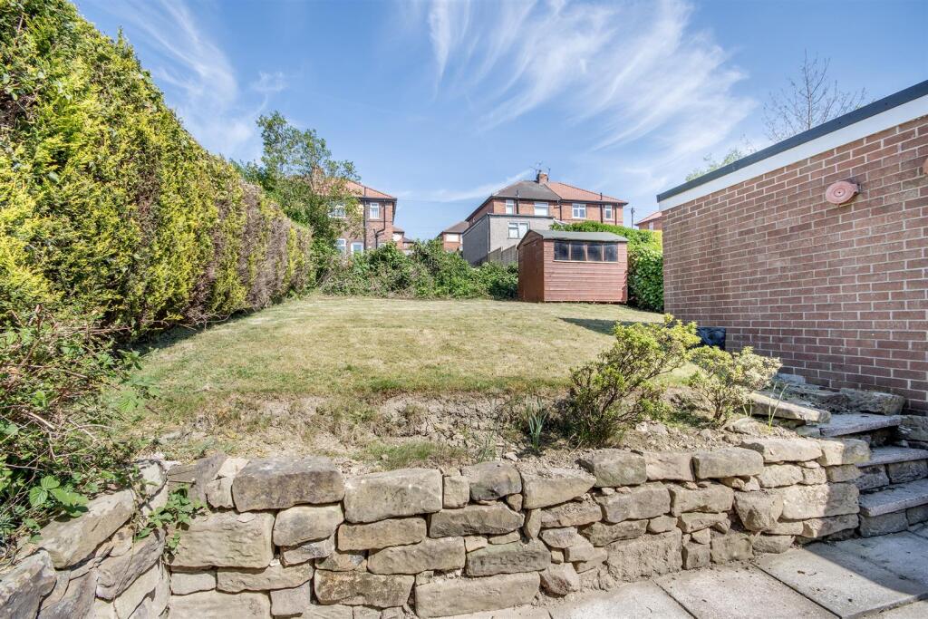 DSC_3778 copy_outdoor.jpg