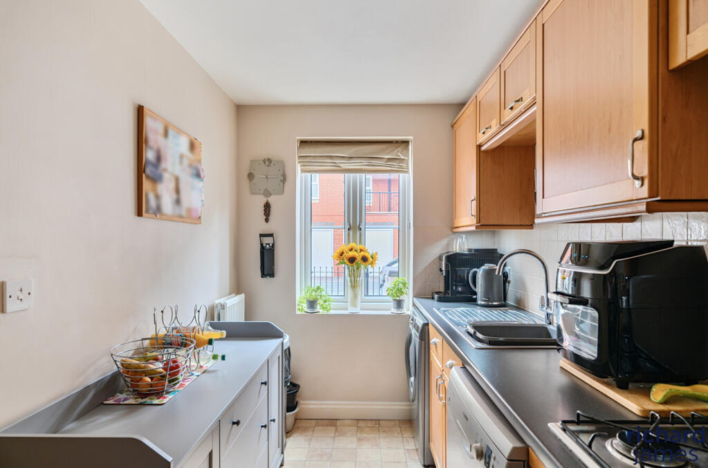 d03a7307c2b34bd6b4d9718ffc3042ad