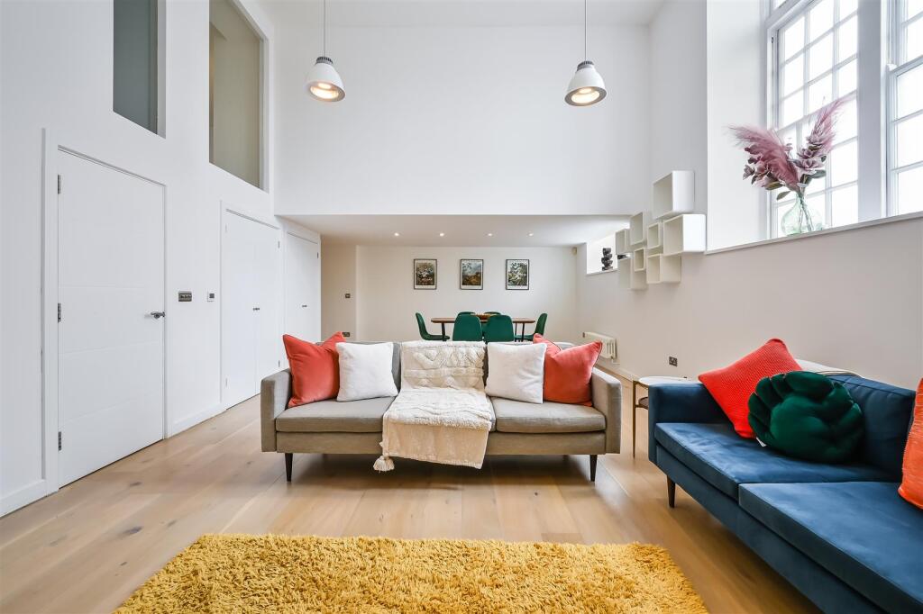CRAVEN GARDENS, 82- (14).jpg