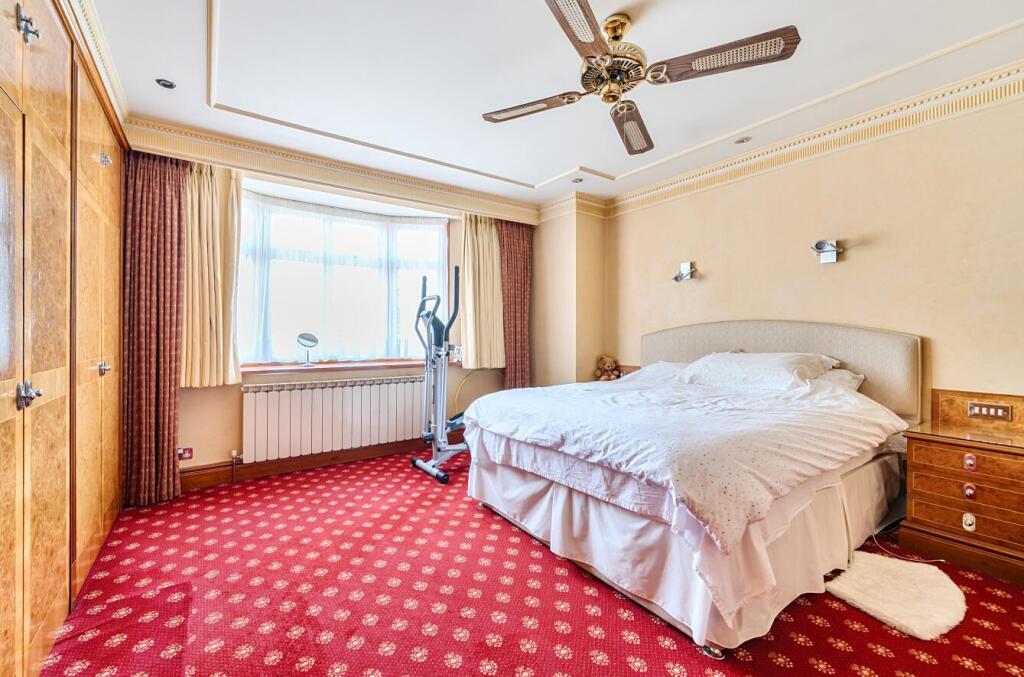 Davidson Frost-Wellings, DFW, Dalkeith Grove, Bedr