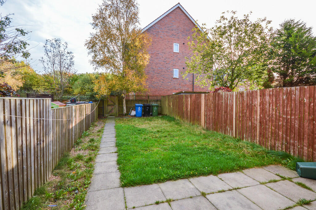 Private Rear Gard...