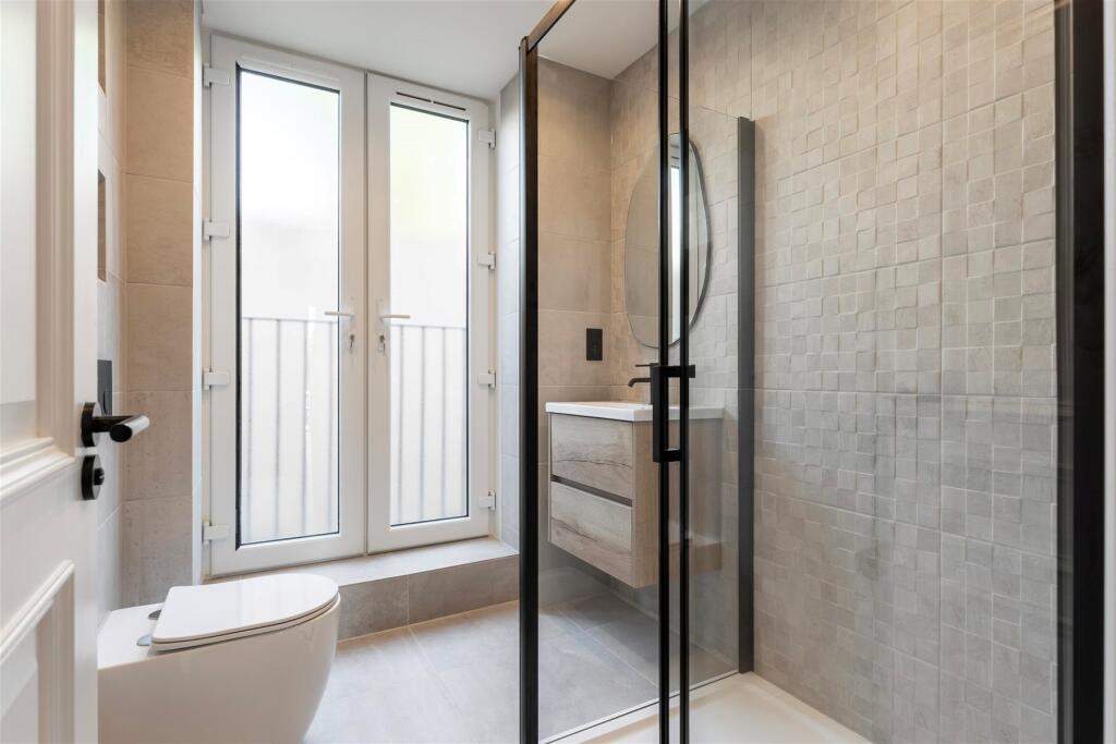 Ensuite 2