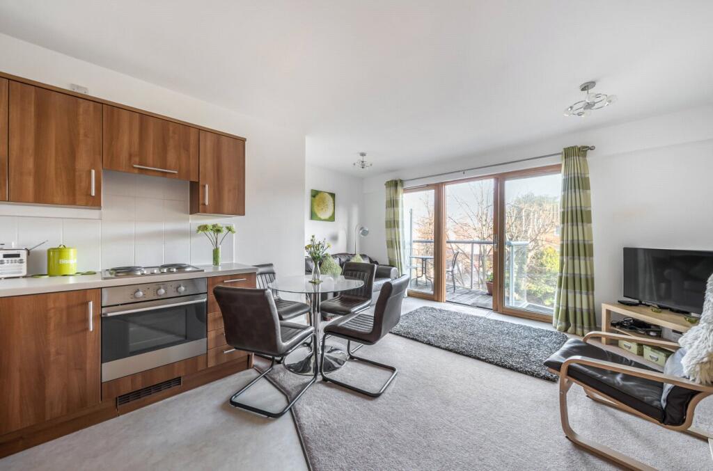 1383316-6-69299e5...