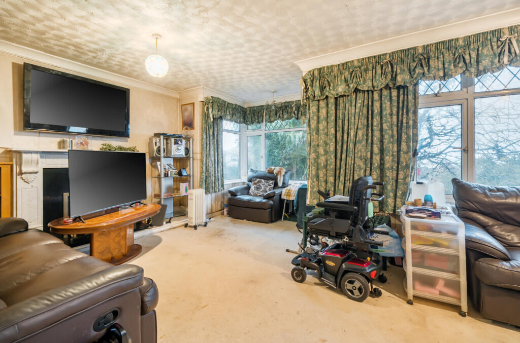 1393360-10-694586...