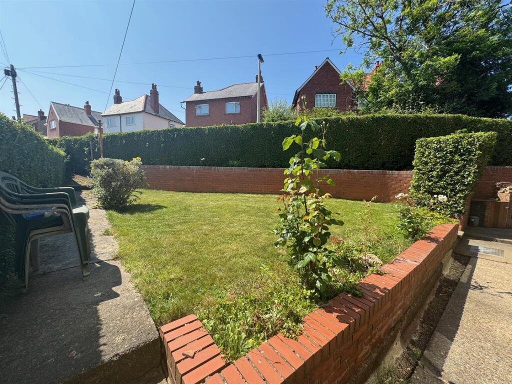 Garden 3.jpg