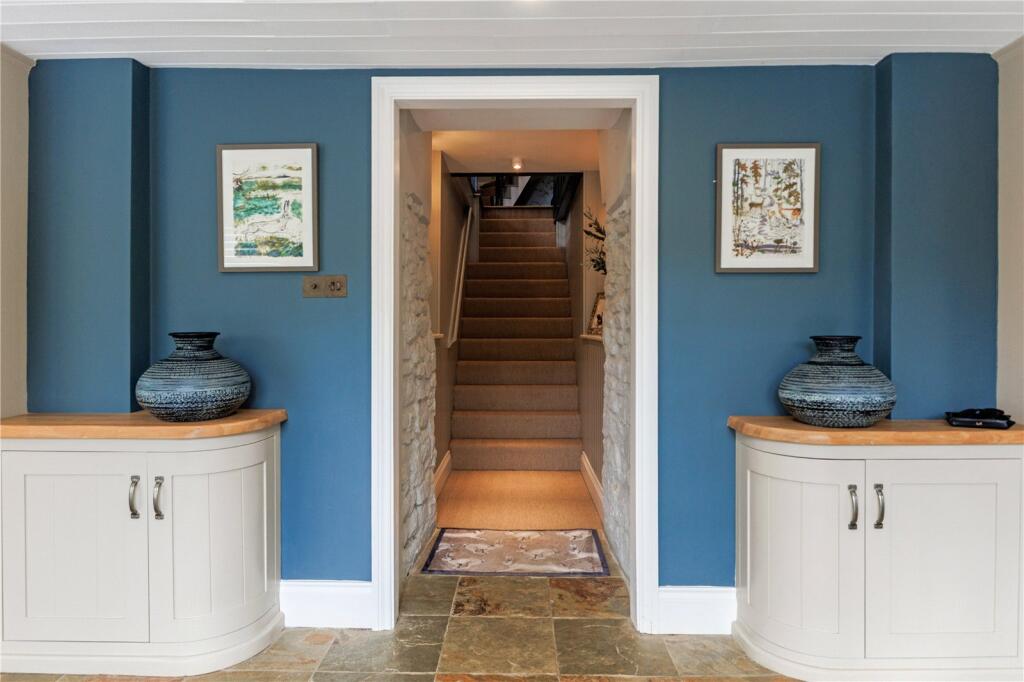 Entrance Hall Stairs