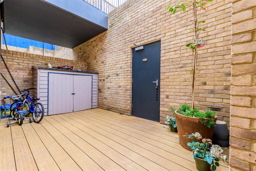 Balcony / Terrace