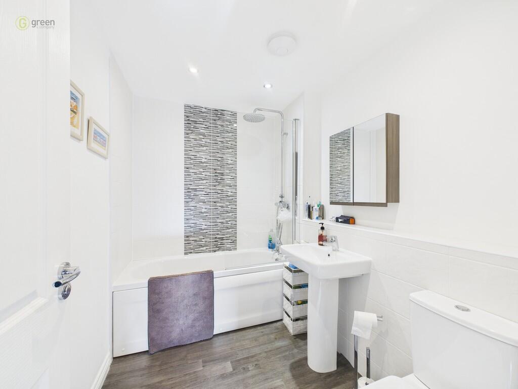 CAM04914G0-PR0295...