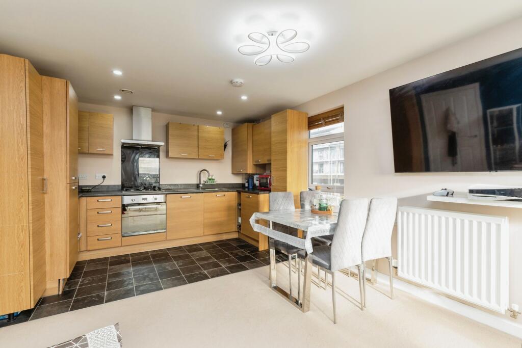 Kitchen / Living Room