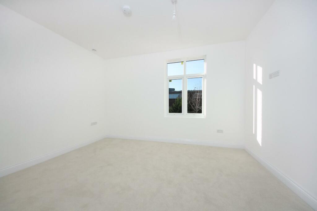 GV- F2 - 34 Woodfield rd (9).jpg