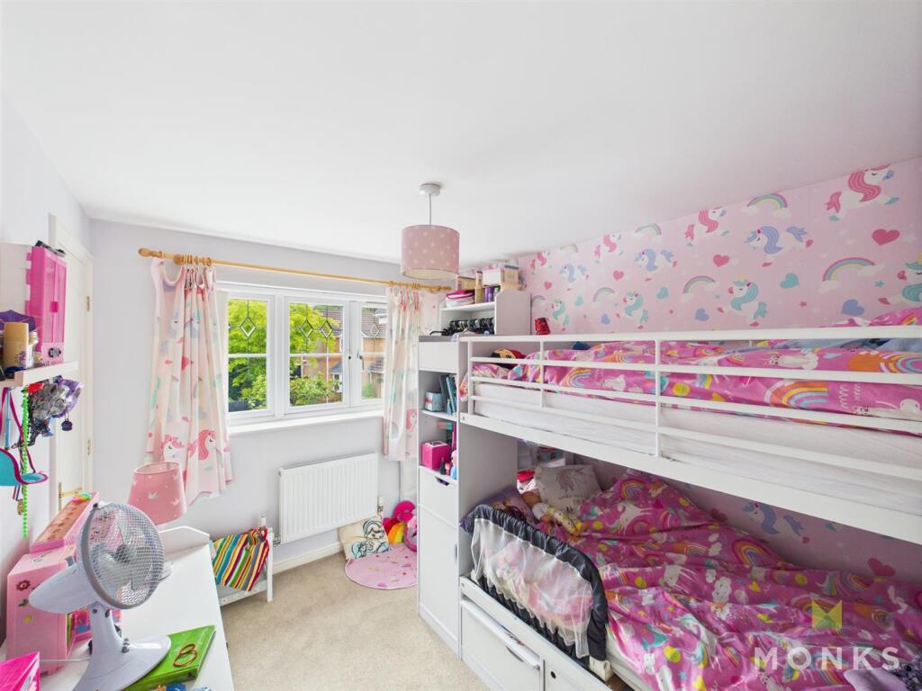 BEDROOM 2