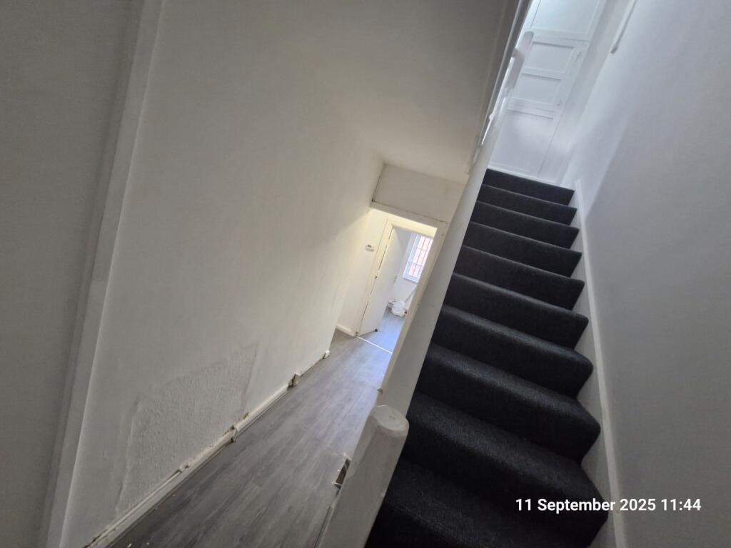 GROUND FLOOR HALLWAY