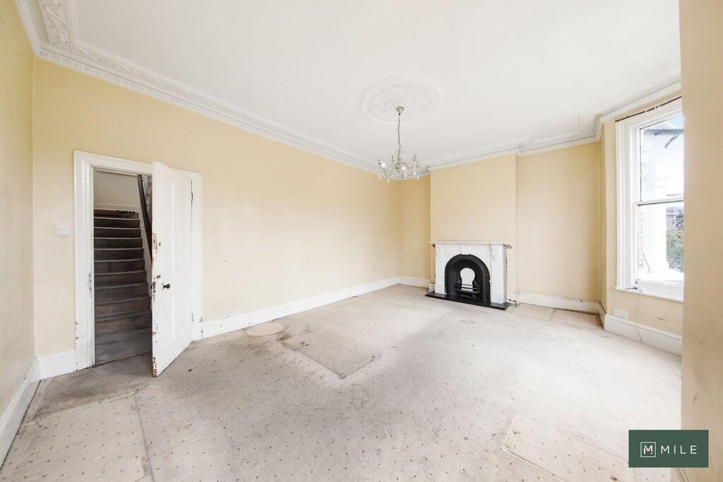 33 Warbeck Road -...