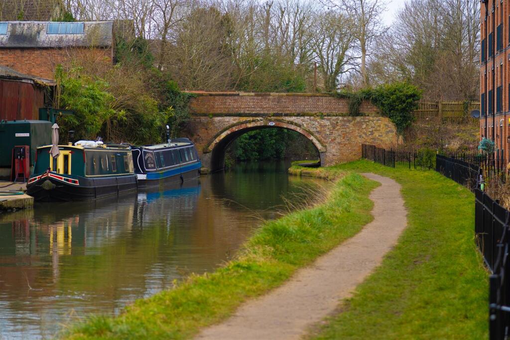 Crest Nicholson (17).jpg